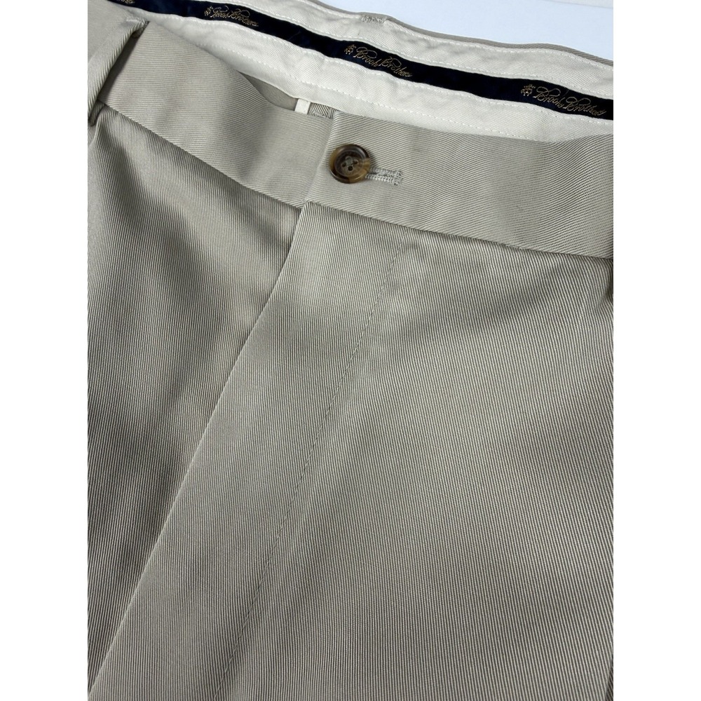 Brooks Brothers Advantage Chino Elliott Pleated Khaki Pants Men's 44x32 Cuffed - Picture 5 of 8